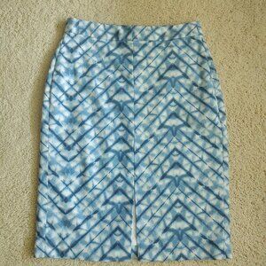 NWOT Banana Republic White Light Blue Dark Blue Front Slit Pencil Skirt (0 US)